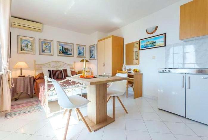 Sea Melody Apartment Дубровник Екстериор снимка